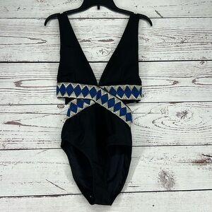 Women's Geo Stitching Wrap Cutout One Piece Swimsuit - Cupshe